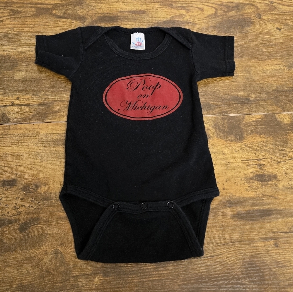 Kids R The Future Poop On Michigan Graphic Onesie Bodysuit Size Small